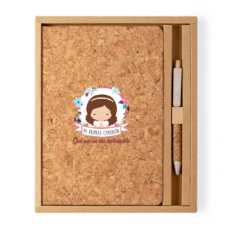 Libreta y Bolígrafo (corcho): "Mi primera comunión".